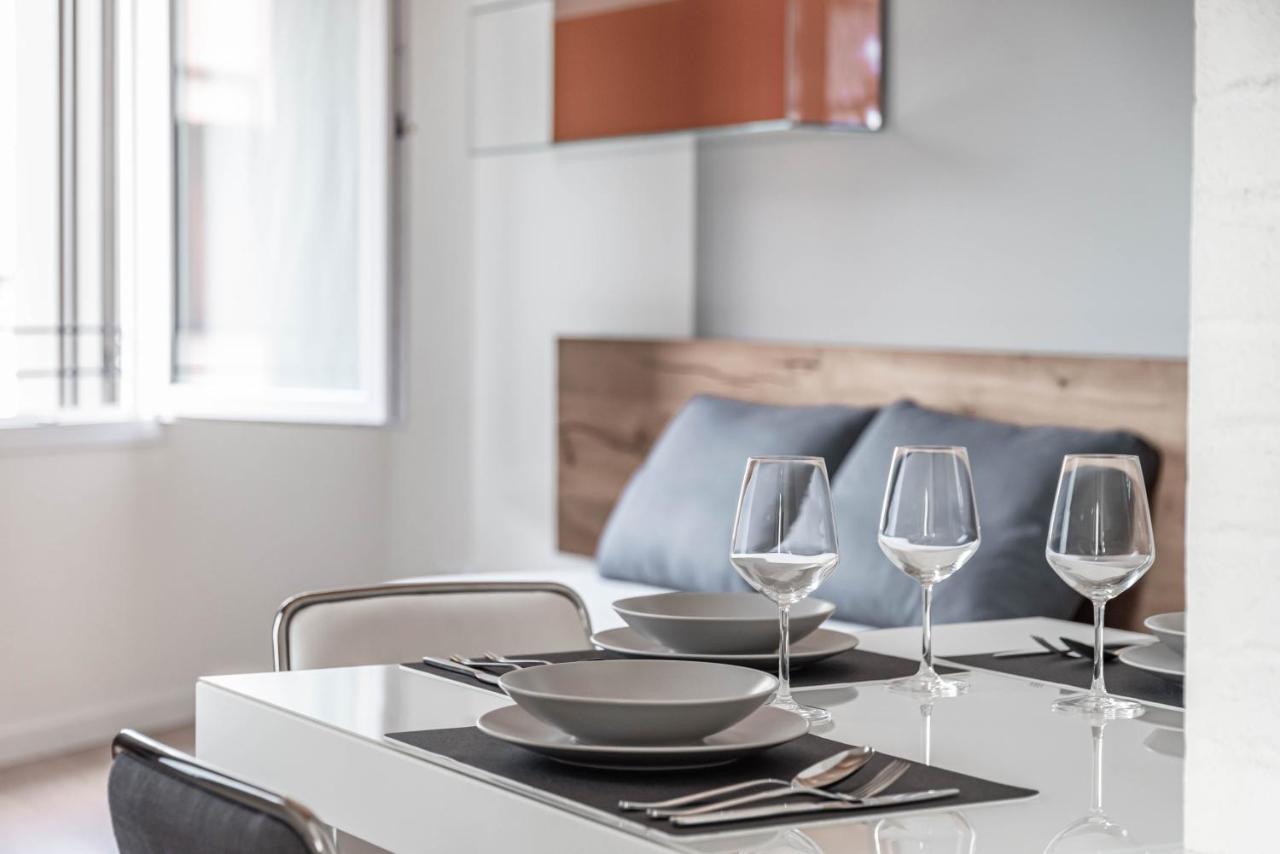 Palazzo '900 Design Flats - Il Poeta Apartment ปาโดวา ภายนอก รูปภาพ